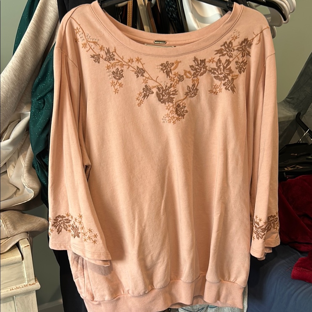Floral Embroidered Pink Sweatshirt